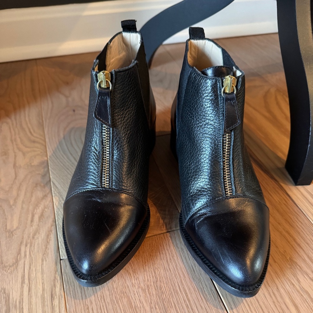Ankle boots